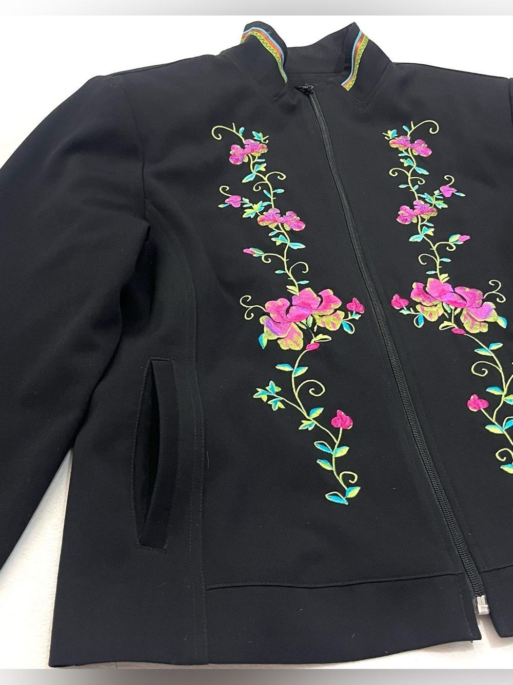 Nancy Bolen Embroidered Sequin Black Pink Floral Zip Blazer Jacket Women’s Top - Picture 5 of 16